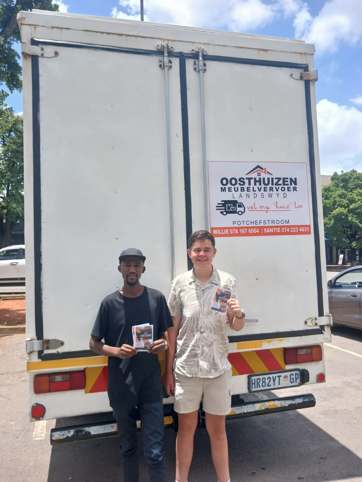 Oosthuizen Meubelvervoer — meubels gereed vir vervoer